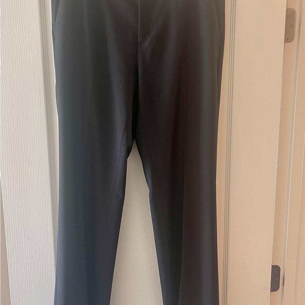 Banana Republic Women’s Classic Black Dress Trousers